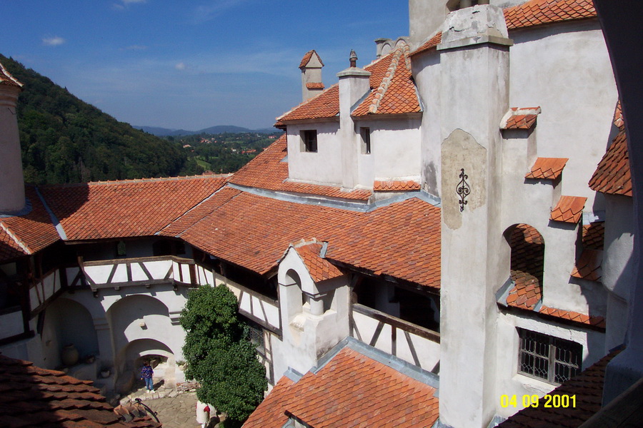 2001-09-04 12-18-40.JPG - RO Bran